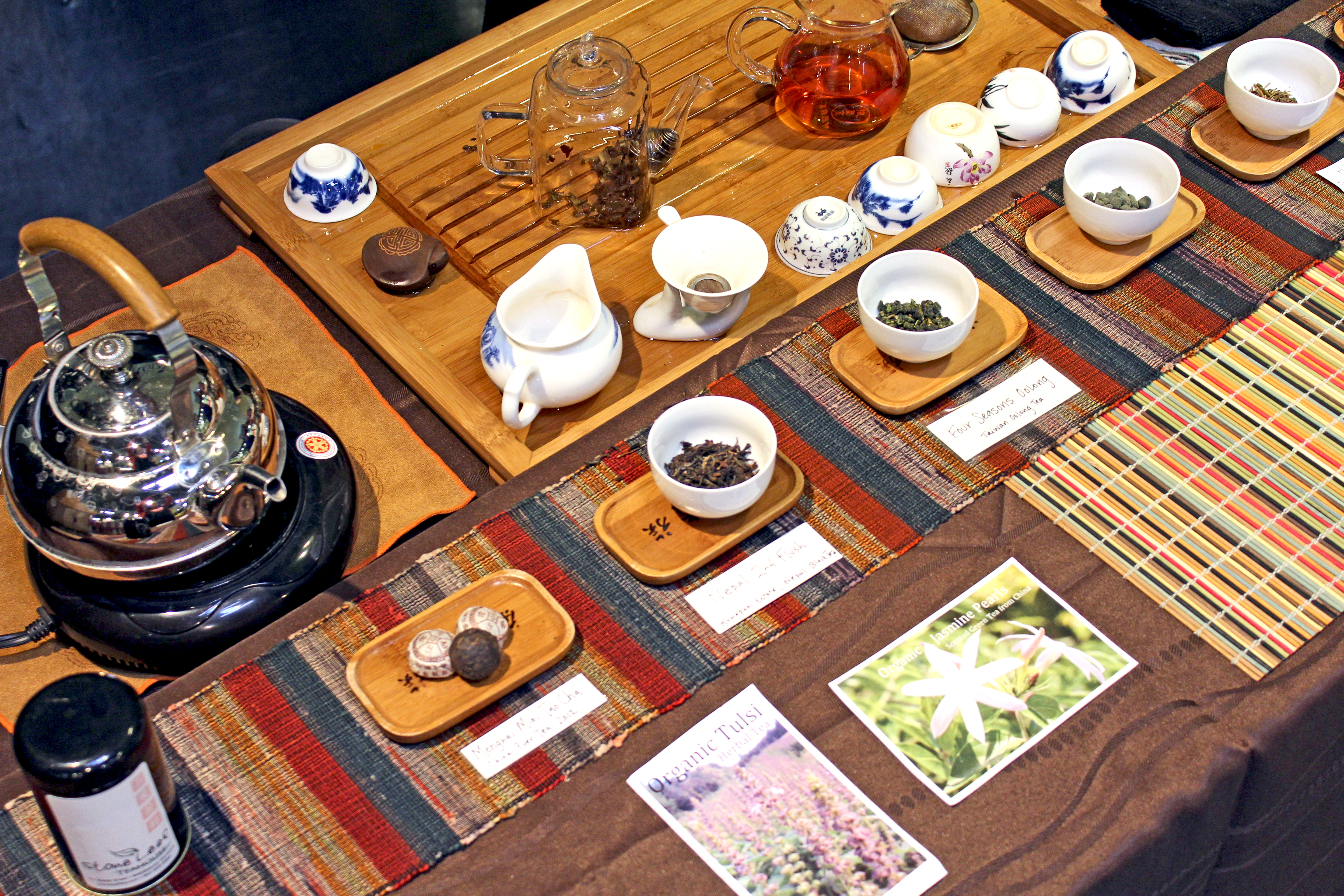 Turkish Tea Teapot Wholesale Whistling Tea Kettle Set - China